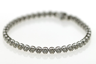 Diamond Tennis Bracelet - 43 G-H Color Diamonds, SI1-SI2 Clarity, 4.05 carat