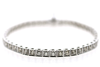 Diamond Tennis Bracelet - 45 G-H Color Diamonds, SI1-SI2 Clarity, 4.03 carat