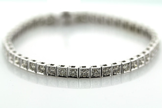 Diamond Tennis Bracelet - 45 G-H Color Diamonds, SI1-SI2 Clarity, 4.02 carat